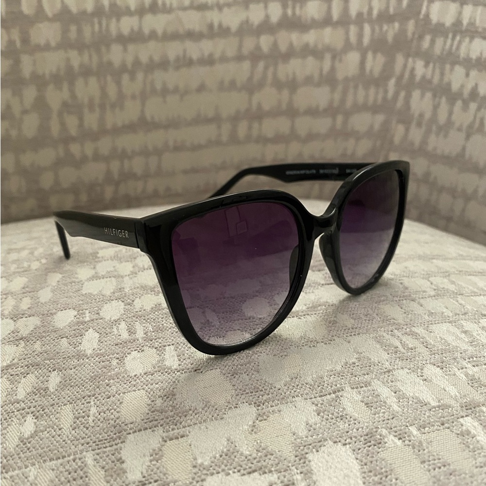 Tommy Hilfiger Sunglasses
